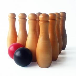 Wooden Skittle Set 